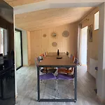 Hostel La Petite Insolite *