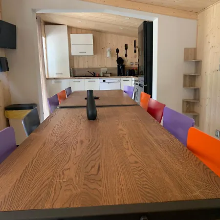 La Petite Insolite Hostel *