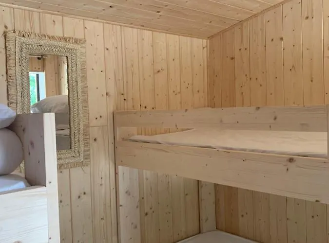 La Petite Insolite Hostel