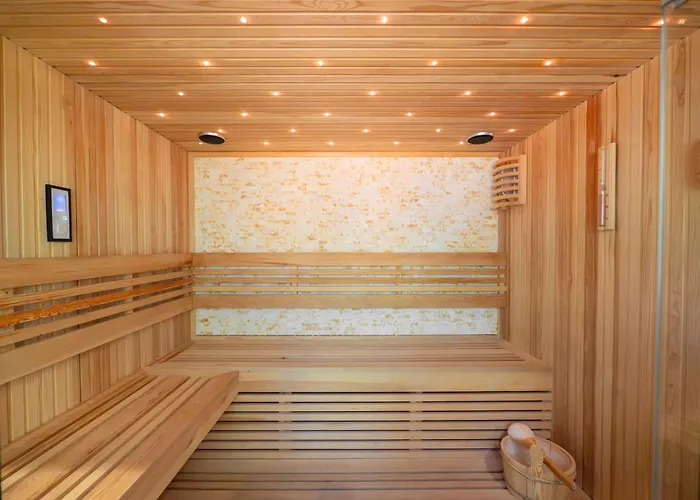 La Petite Insolite Hostel